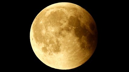 NASA confirma existência de água na superfície da lua