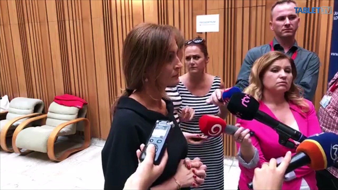 ZÁZNAM: Brífing ministerky zdravotníctva A. Kalavskej
