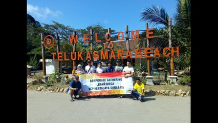 Asmoro Bay Beach (Asmara) in Tambakrejo Village, Sumbermanjing Wetan, Malang
