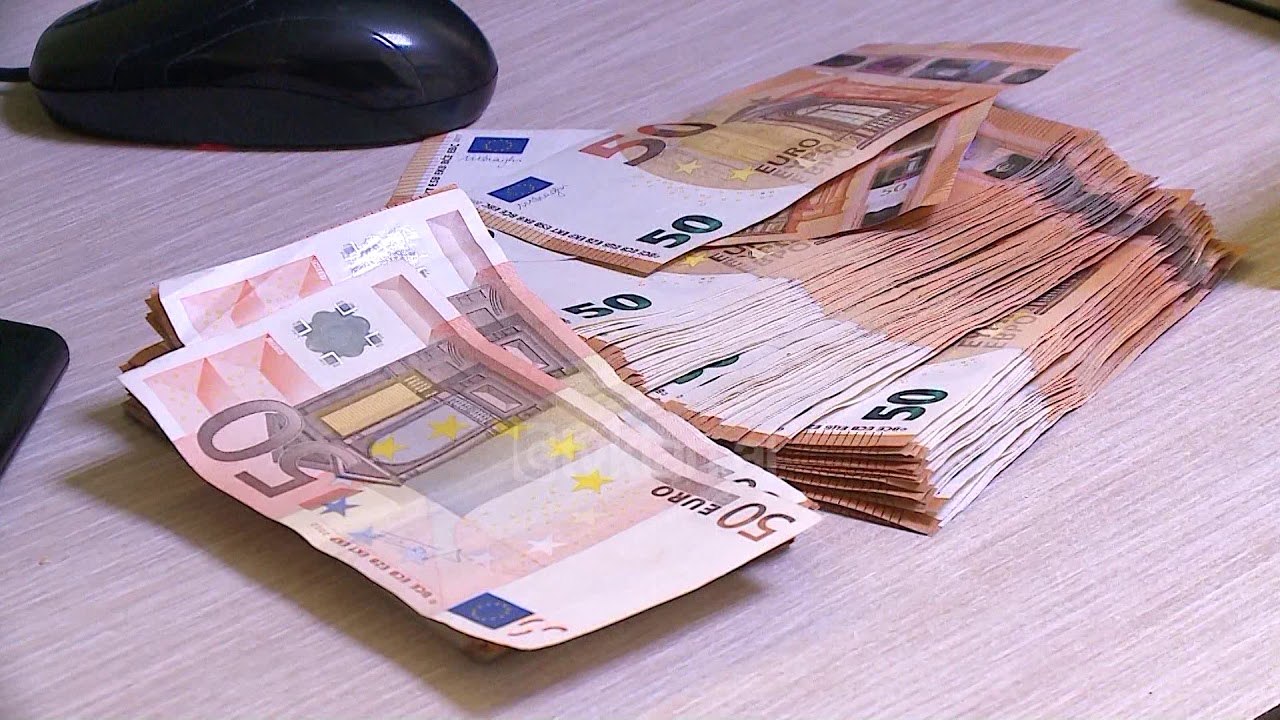 Renie e forte e Dollarit