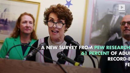 New Poll Says People Support the Surge of Female Congressional Candidates