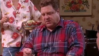 Roseanne - S09 E03 What A Day For A Daydream
