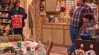Roseanne - S05 E12 No Place Like Home For The Holidays