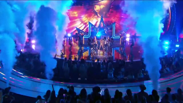 Kylie Jenner Reacts To Nicki Minaj & Travis Scott Drama After VMAS Run In | Hollywoodlife