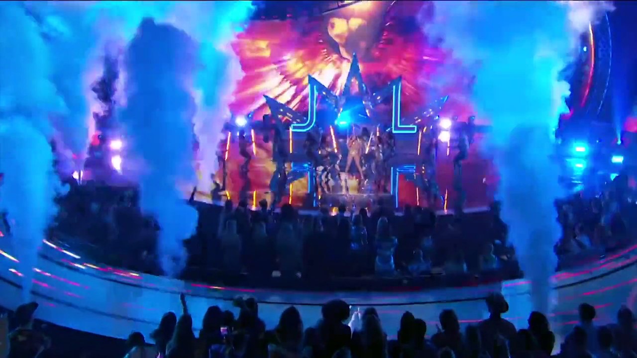 Kylie Jenner Reacts To Nicki Minaj & Travis Scott Drama After VMAS Run In | Hollywoodlife