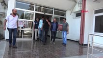 Mersin'de Bıçak Çekerek Cep Telefonu Gasp Eden Şüpheliler Yakalandı