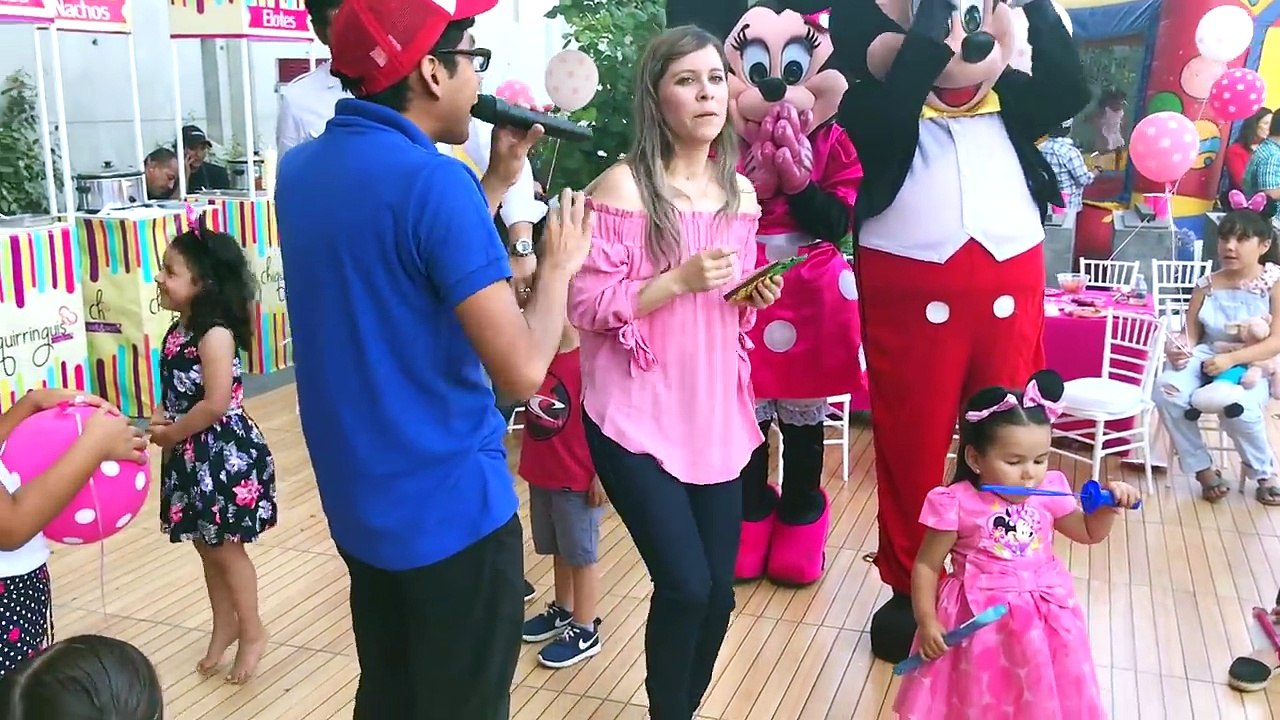 FIESTA DE MÍA #2 CON MINNIE Y MICKEY MOUSE