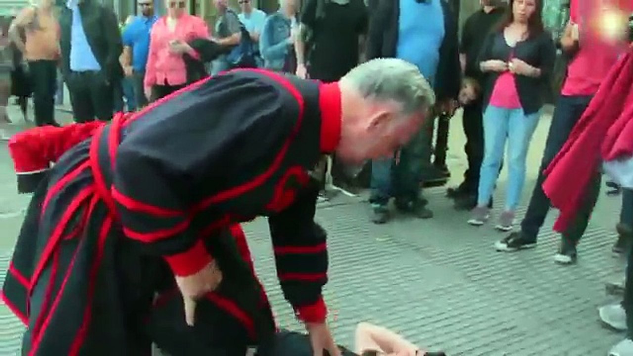 Make way for The Queens Guard Social Experiment