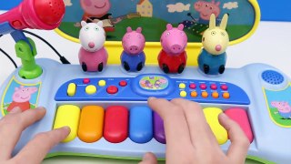 Peppa Pig Keyboard Piano with Microphone with Peppas Friends Organo con Micrófono de Pepp