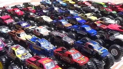 Hot Wheels Monster Trucks POOL SPLASH