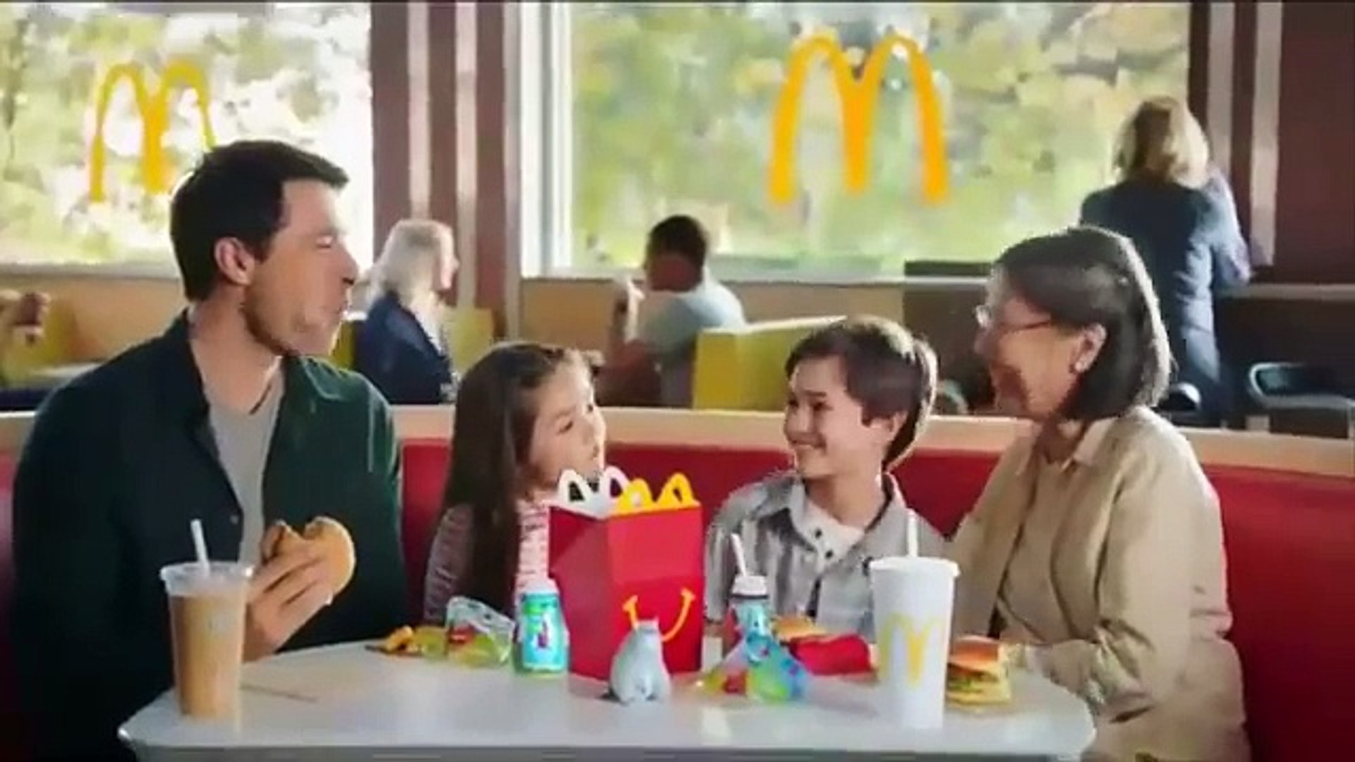 ⁣4 The Secret Life of Pets Movie McDonalds Happy Meal Toys Commercials Kids Toys Play Set 2