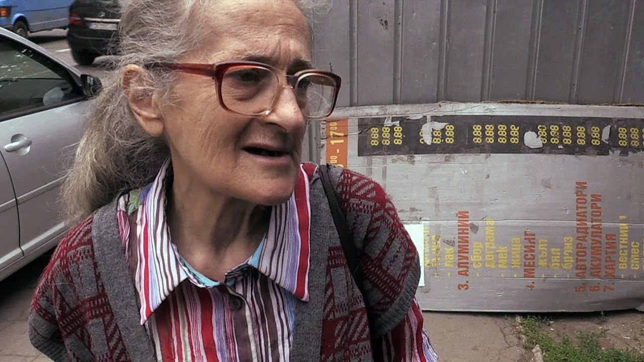 'Invisible hands' key to Sofia's recycling battle