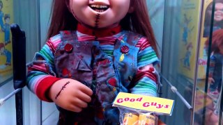 Sideshow Collectibles 1:1 Scale Chucky Life Size