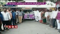 TRS MLA Prakash Goud Sent New Clothes And Food Items To Kerala Flood Victims