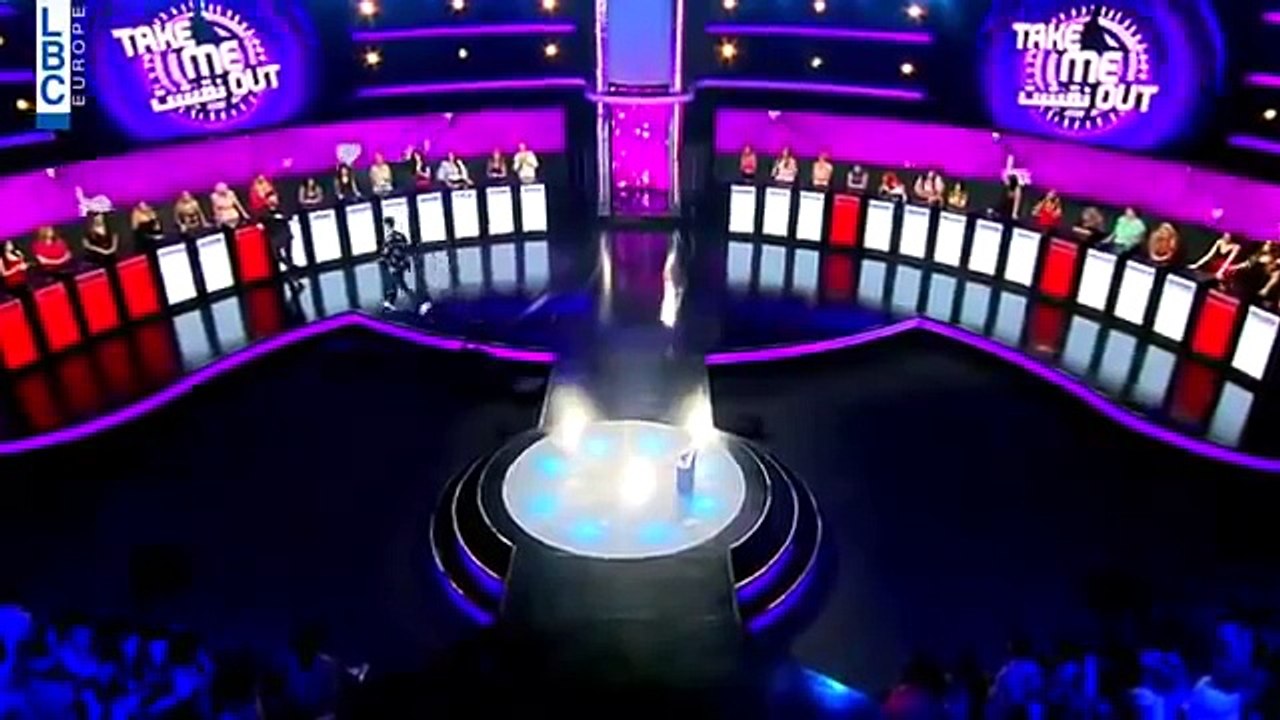 شاهد شاب يعمل ساحر يشارك في برنامج نقشت وبيجنن البنات من جماله !!