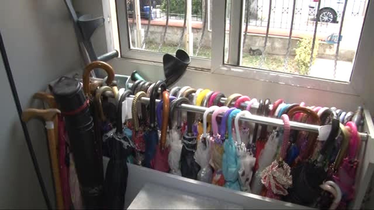 Kimisi Bastonunu Kimisi Gitarını Unuttu...otobü...