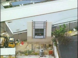 Bottom - S02-E02 - Culture