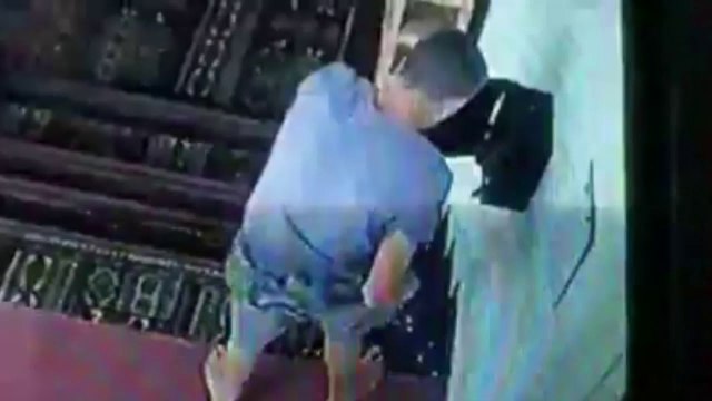 Ora News - Vidhet xhamia në Prishtinë, një ditë pas Kurban Bajramit, imami publikon videon