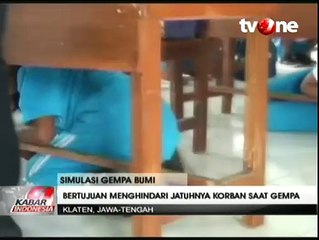 Murid SD di Klaten Ikuti Simulasi Bencana Gempa Bumi