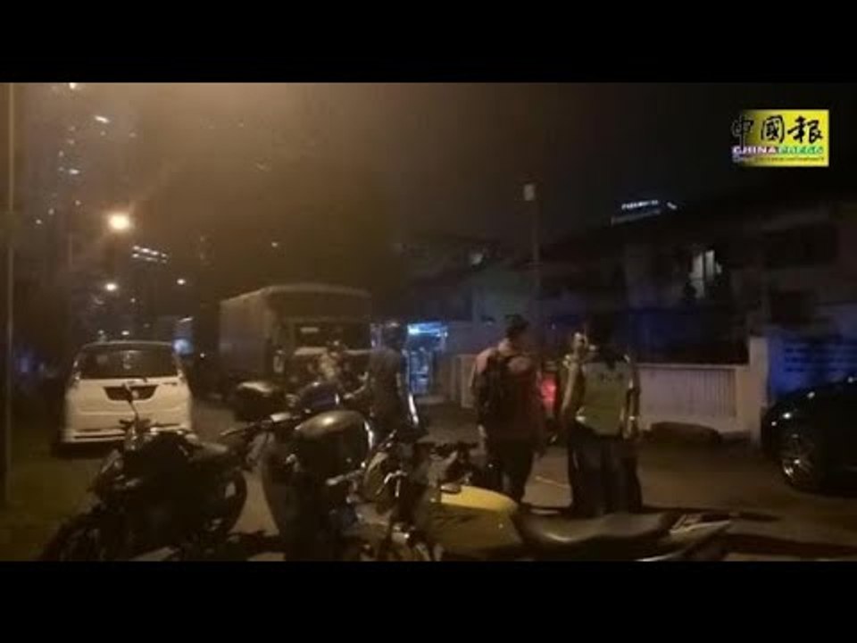 不甘聚賭被突擊 警開4槍示警 捉50中國人