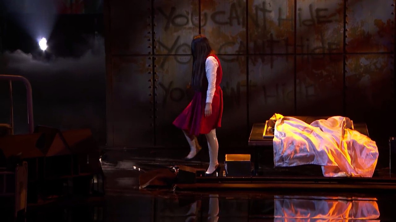 America's Got Talent 2018 - The Sacred Riana- Magician Scales Wall, Summons Terrifying Look-alikes