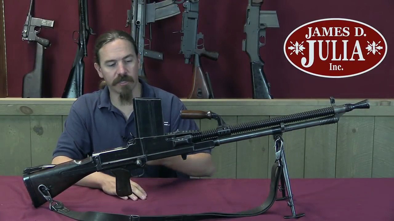Forgotten Weapons - ZB26 - The Best of the Light Machine Guns