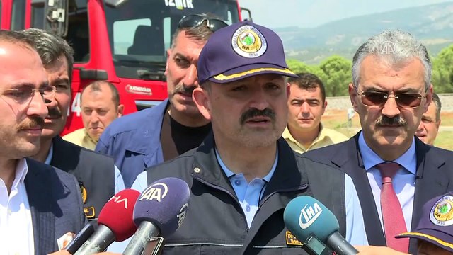 Bakan Pakdemirli: '(Orman yangınlarının önlenmesi) Teknoloji kullanmamız lazım' - İZMİR