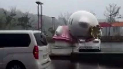 제보 영상으로 보는 태풍 '솔릭'의 위력 / YTN