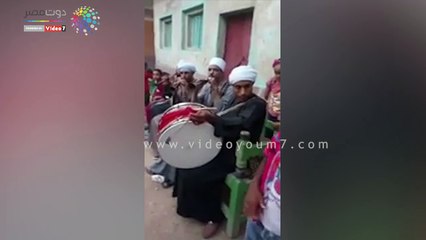 رقص بالعصا وطبل ومزمار فى احتفالات العيد بالأقصر