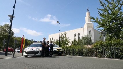 Al menos un muerto en un ataque con cuchillo en una ciudad cerca de París