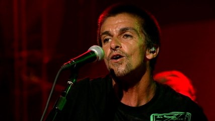 Armandinho - Outra Noite Que Se Vai