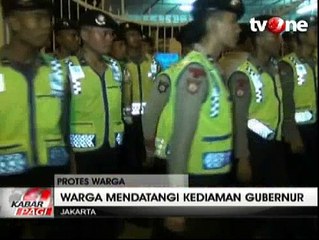 Ratusan Warga Serbu Rumah Gubernur DKI