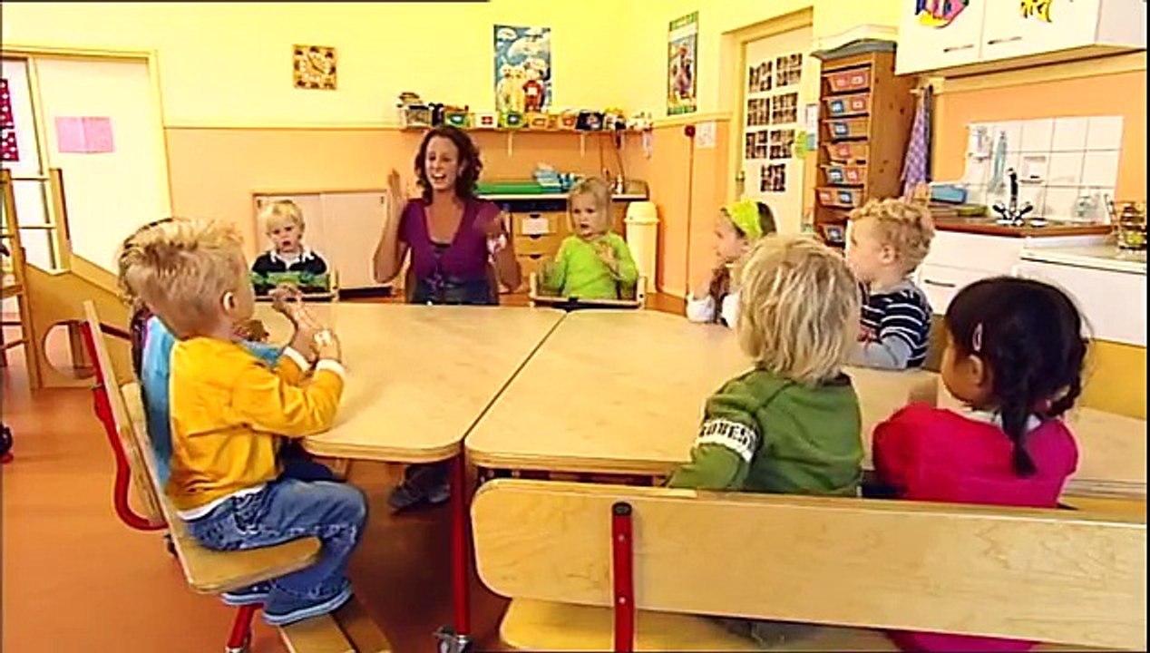 Smakelijk Eten Smakelijk Drinken | Kinderliedjes | Liedjes voor peuters en kleuters | Mini