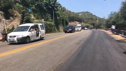 Plaja Ulaşmak İçin Kilometrelerce Yürüdüler