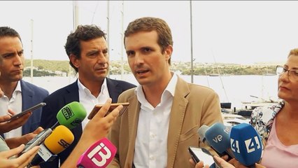 Casado acusa al Gobierno de "cargarse el reparto de poderes"