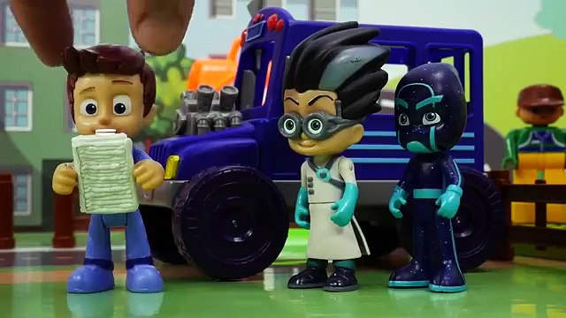 Как заблудиться в лесу? Видео для детей с игрушками Герои в масках