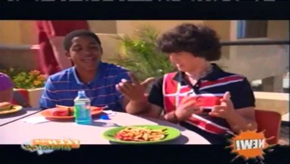 Zoey 101 S02E04 Haunted House