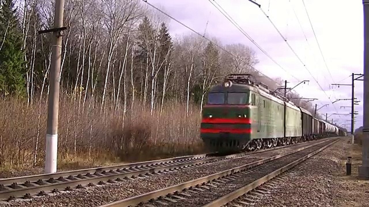 Грузовые поезда на БМО