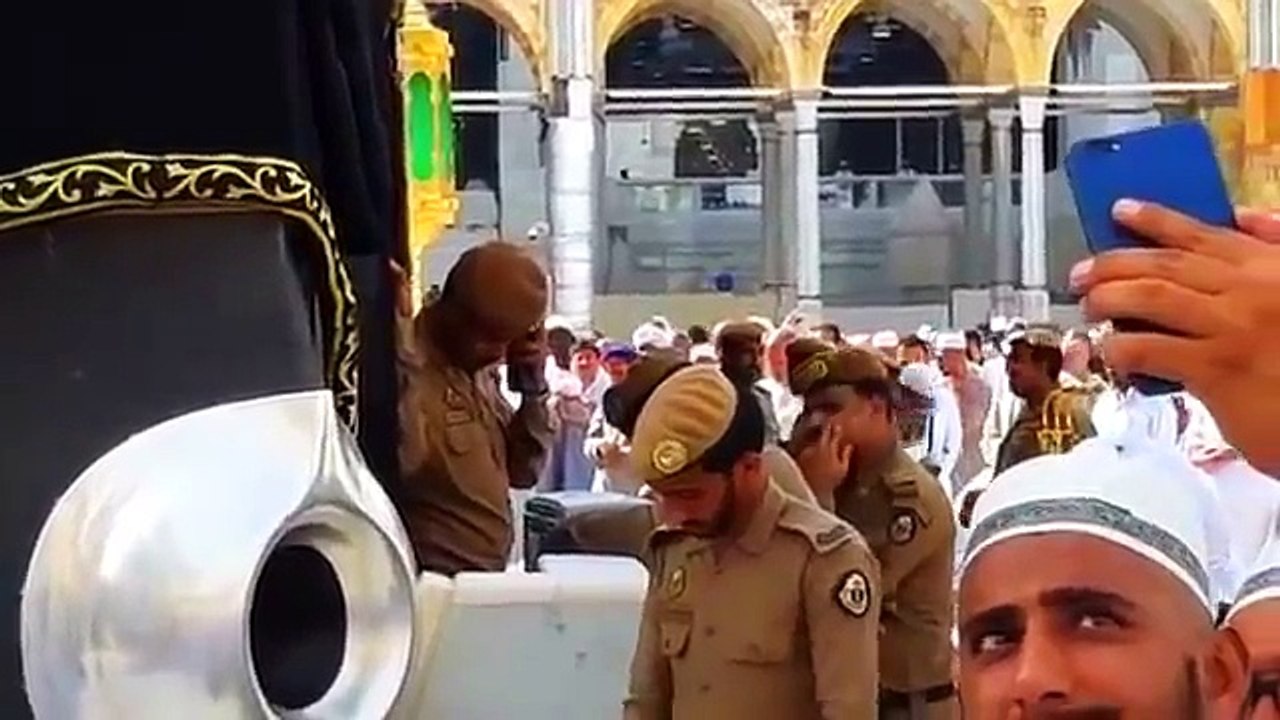 HAJJ 2018 (1439) makkah live (black stone) ٱلْحَجَرُ ٱلْأَسْوَد‎