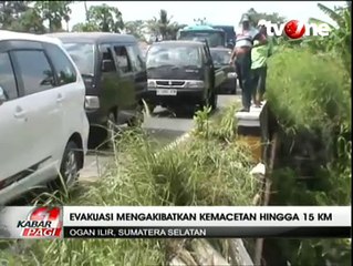 Sebuah Ambulan di Sumsel Terjun Bebas ke Sungai Sedalam Empat Meter