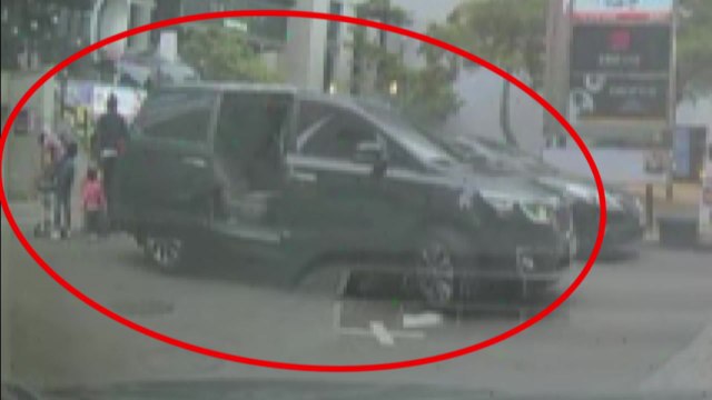 중국인 관광객 상대 불법 택시 영업 무더기 검거 / YTN