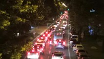 Tatilden Dönüşler Başladı, İstanbul Yolu Kitlendi