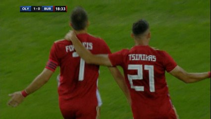 Télécharger la video: Fortounis puts Olympiacos ahead against Burnley with stunning free-kick