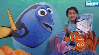 Giant Disney Finding Dory Toy Surprise Eggs Giant Toy Surprises Mashems Dory Nemo Hank She