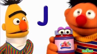 Sesame Street: Sing the Alphabet Song!