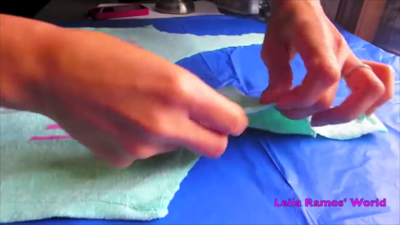 DIY Clothes! Fringe Crop Top from T Shirt for Summer