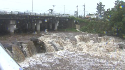 전남 부상자 발생...9천여 동 정전 / YTN