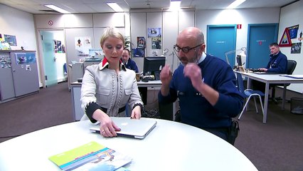 De Buurtpolitie - Hond vermoord/Betrapt met video - Hola Pola