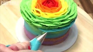 AMAZING RAINBOW CAKES & DESSERTS Satisfying