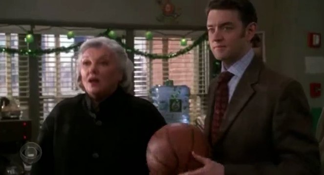 Judging Amy S06 E16 The Paper War Part 01